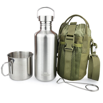 Kit bushcraft 2 en 1 mostrando taza anidada dentro de botella de acero inoxidable